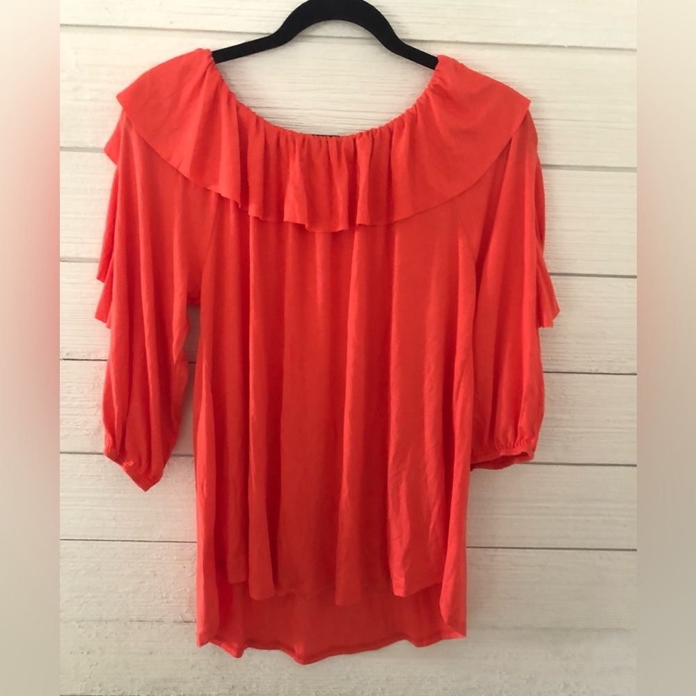 Chris & Carol Women’s Orange Off The Shoulder Top Size SMALL Lightweight‎